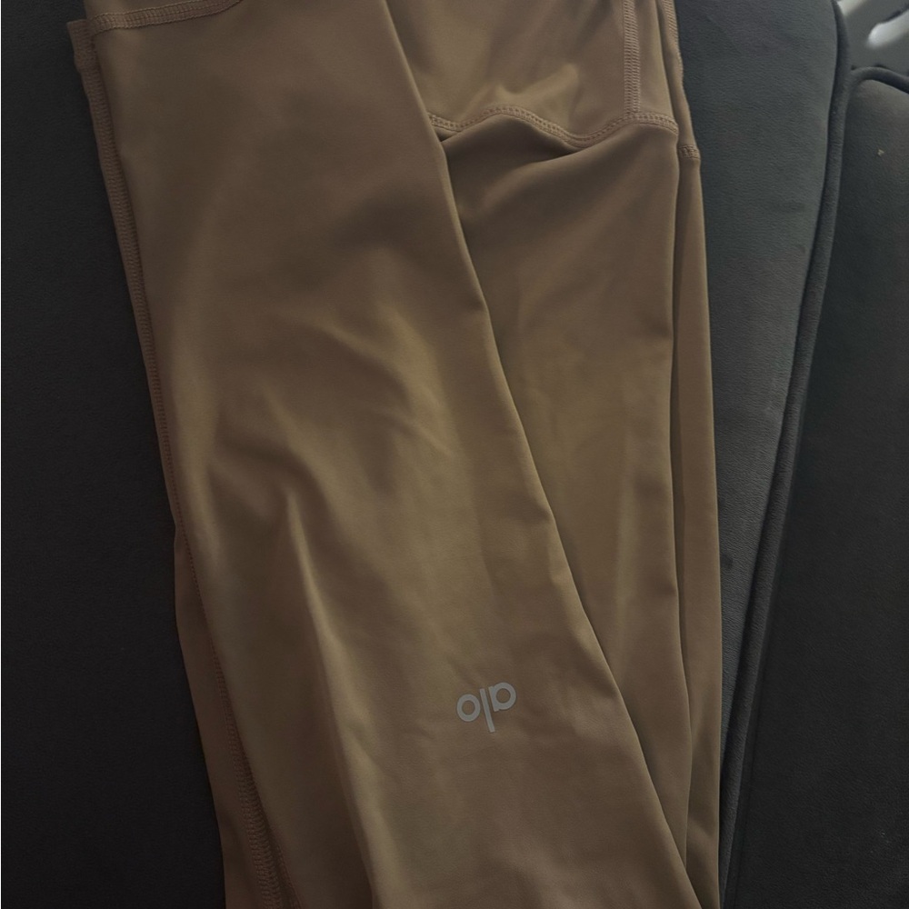 New Alo Yoga Airlift Brown Leggings size L